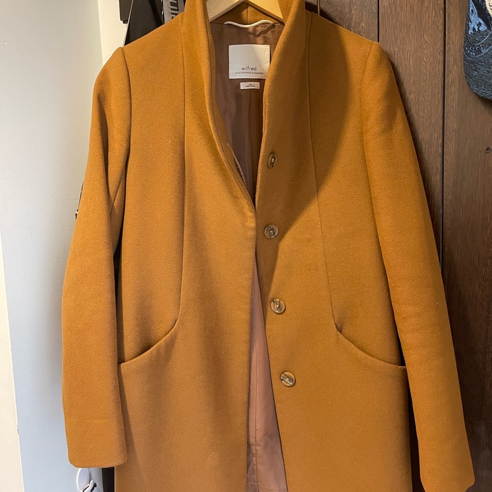 Aritzia Cocoon Coat in Rich Brown - Picture 2 of 6